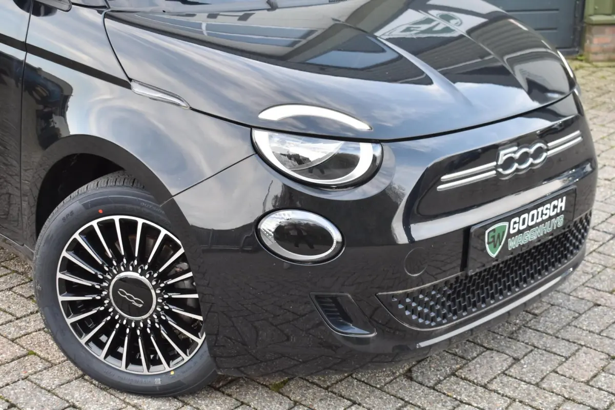 Icon 42 kWh | Carplay | 16'' LMV | 95% SOH |