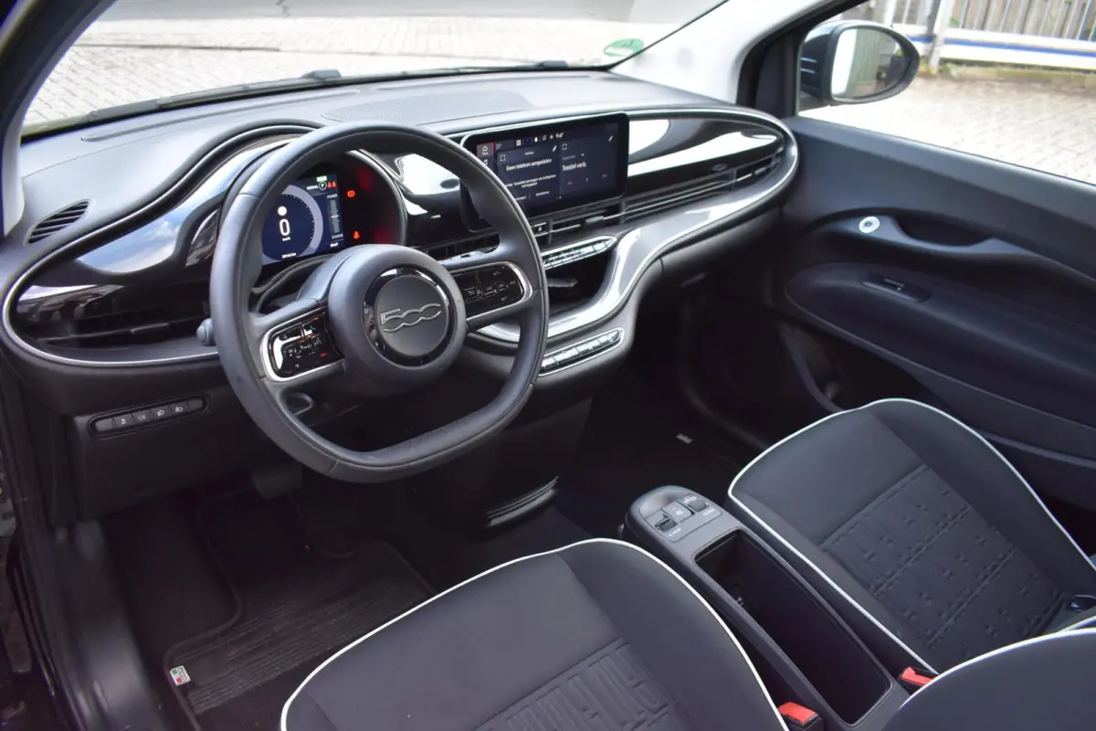 Icon 42 kWh | Carplay | 16'' LMV | 95% SOH |