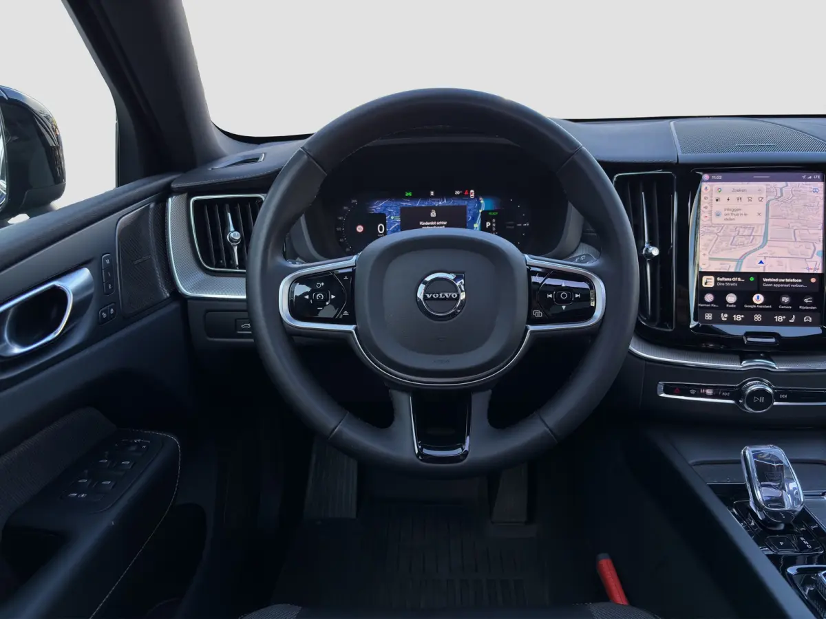 2.0 T8 Plug-in-hybrid AWD Polestar Engineered | Pano | H&K Audio | 360 camera | 21 inch