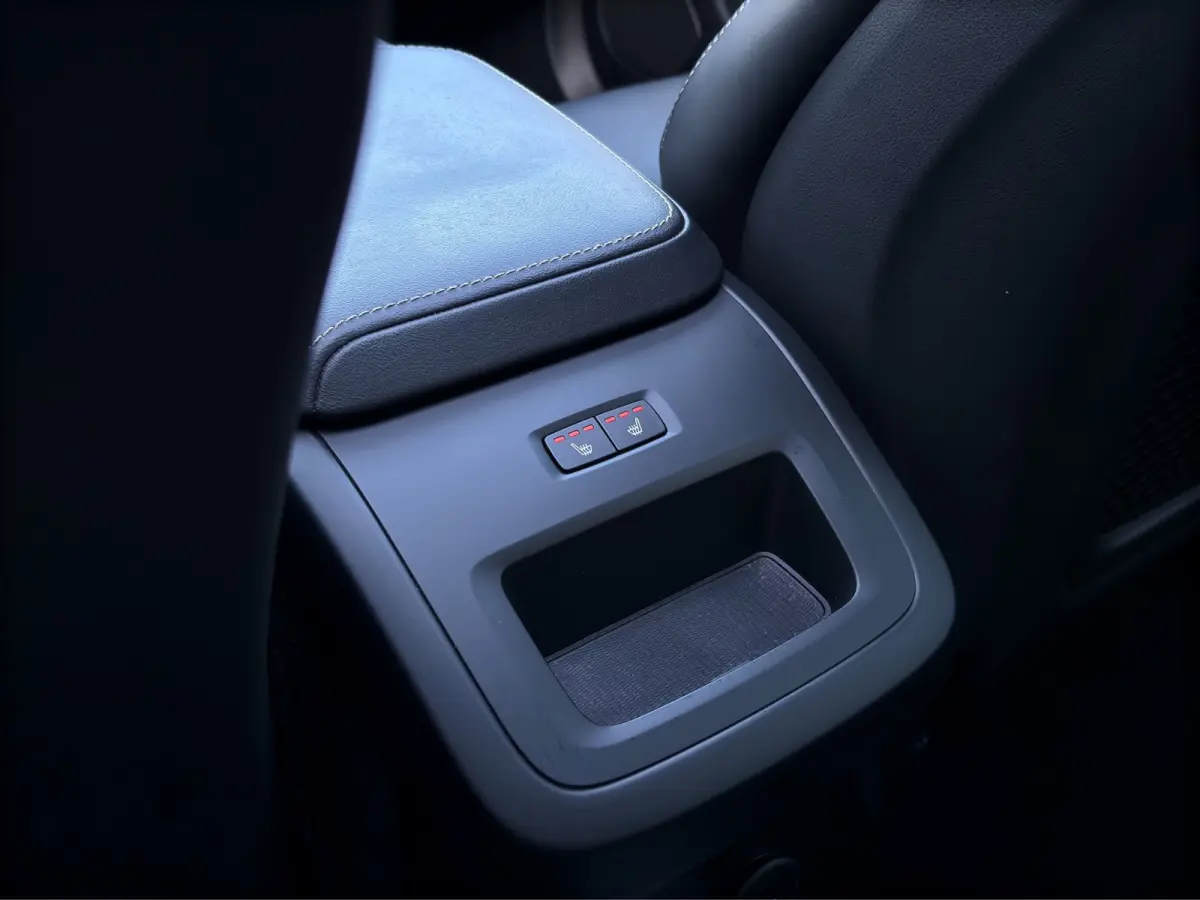 2.0 T8 Plug-in-hybrid AWD Polestar Engineered | Pano | H&K Audio | 360 camera | 21 inch