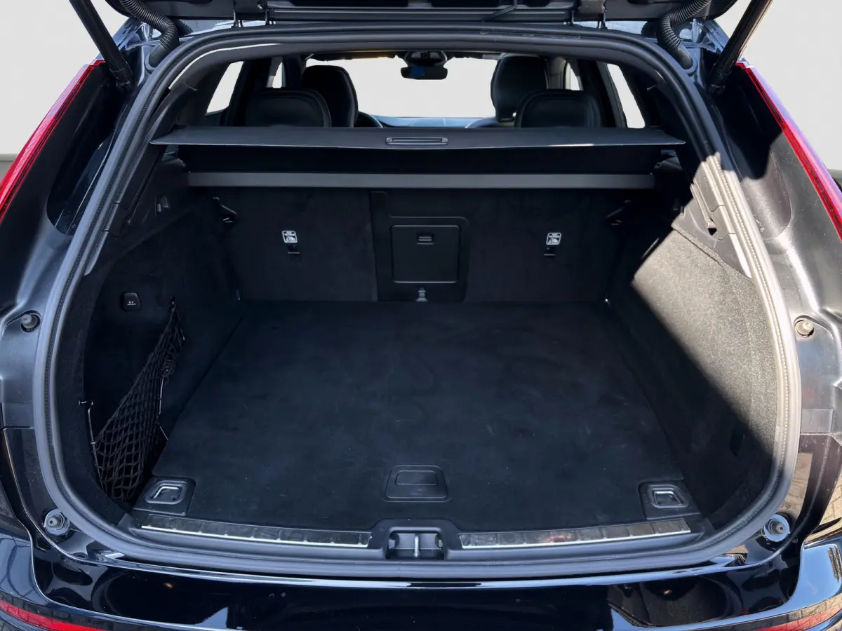 2.0 T8 Plug-in-hybrid AWD Polestar Engineered | Pano | H&K Audio | 360 camera | 21 inch