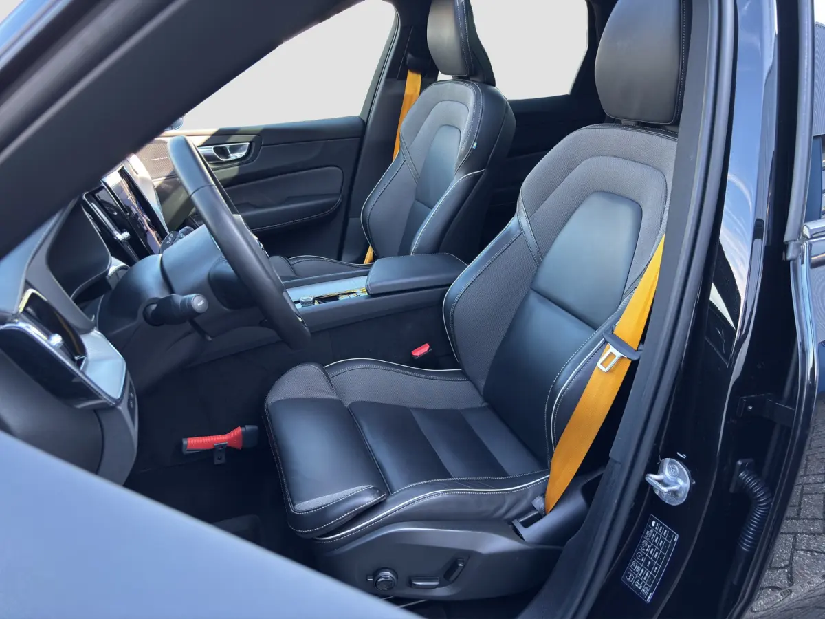 2.0 T8 Plug-in-hybrid AWD Polestar Engineered | Pano | H&K Audio | 360 camera | 21 inch