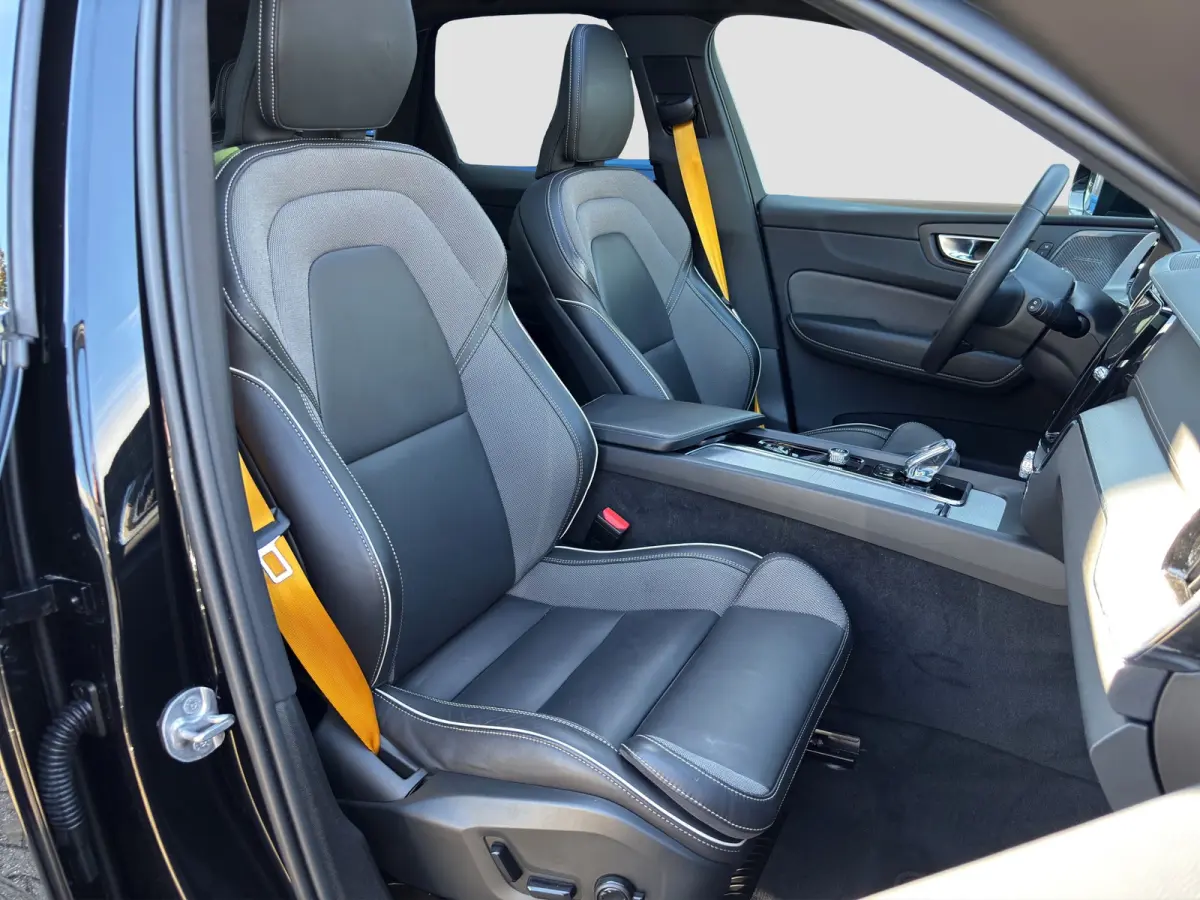 2.0 T8 Plug-in-hybrid AWD Polestar Engineered | Pano | H&K Audio | 360 camera | 21 inch
