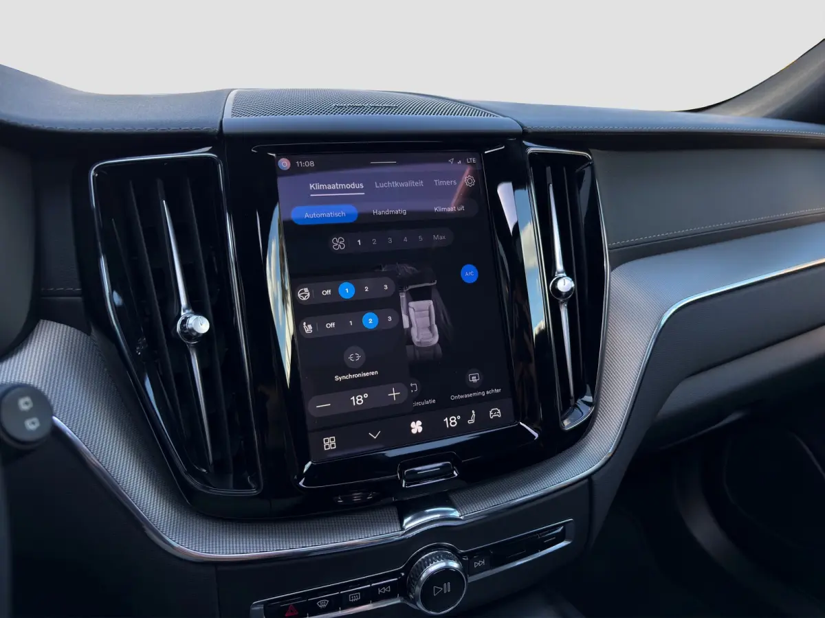 2.0 T8 Plug-in-hybrid AWD Polestar Engineered | Pano | H&K Audio | 360 camera | 21 inch