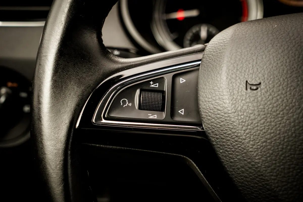 1.0 TSi Ambi. Business | Trekhaak | PDC | Carplay | 18 Inch LMV | Org. NL