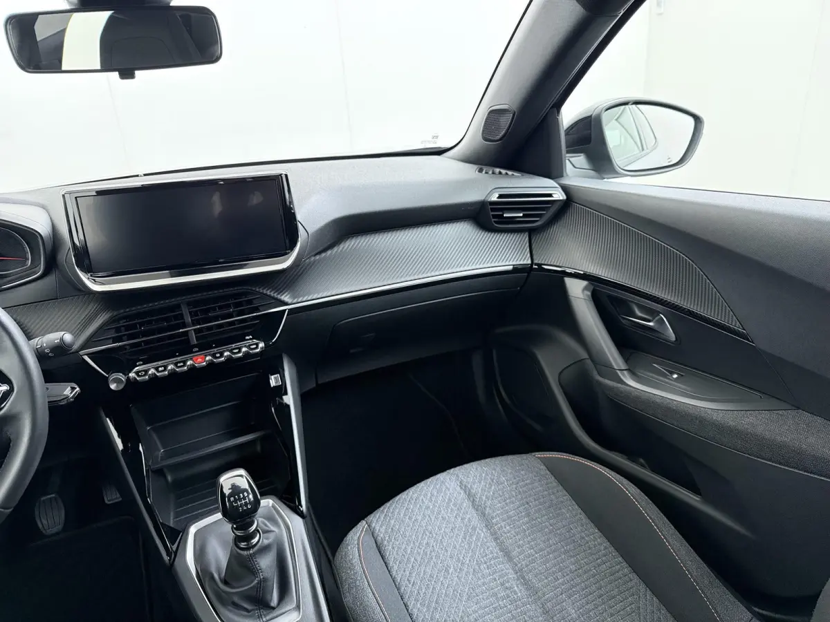 SUV Style 100pk | Navigatie via Apple Carplay en Android auto | Automatische Airco | Parkeersensoren achter | Cruise control