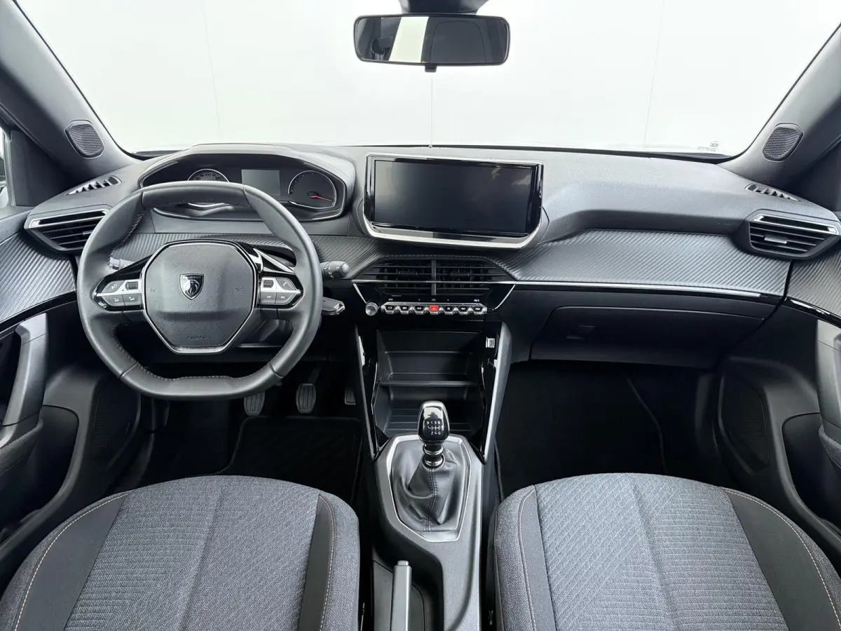 SUV Style 100pk | Navigatie via Apple Carplay en Android auto | Automatische Airco | Parkeersensoren achter | Cruise control