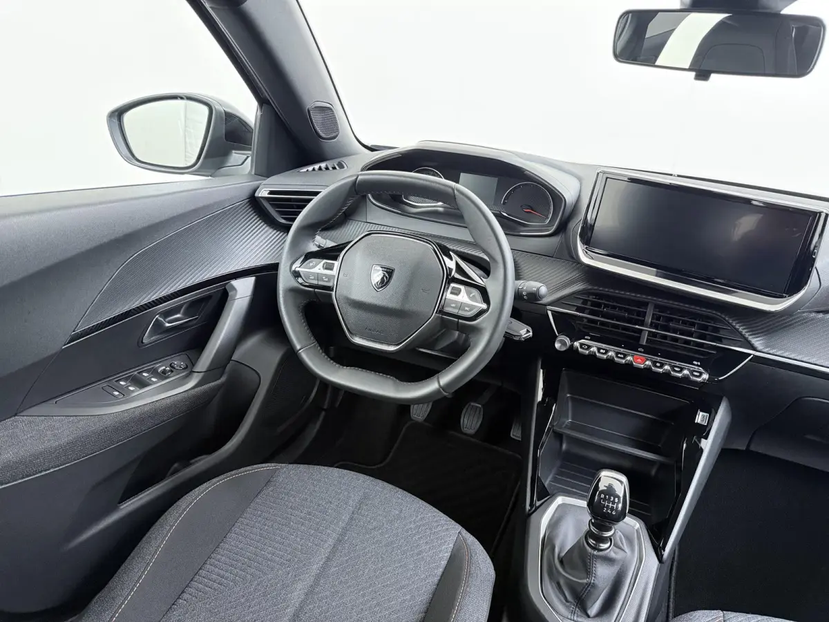 SUV Style 100pk | Navigatie via Apple Carplay en Android auto | Automatische Airco | Parkeersensoren achter | Cruise control