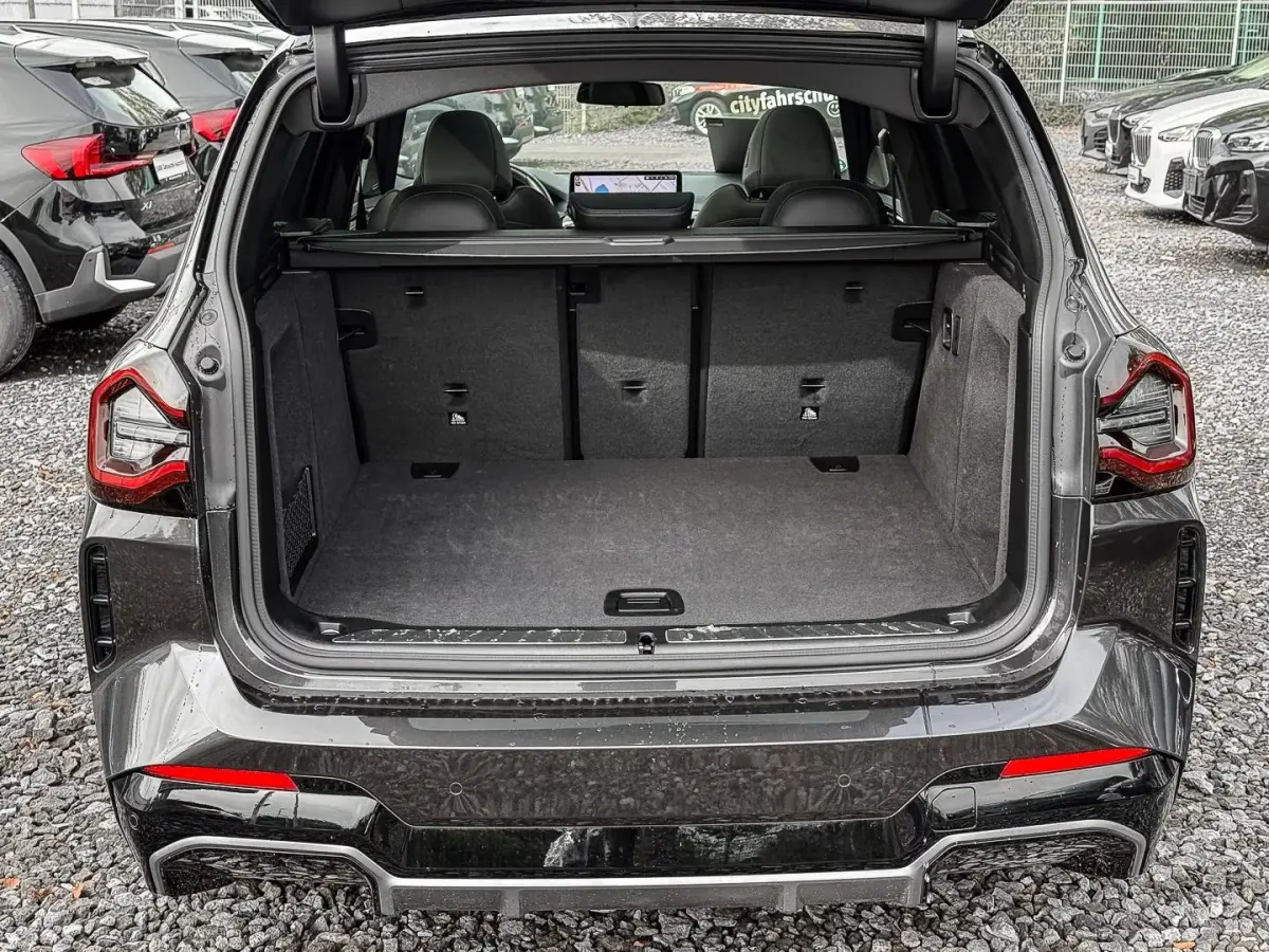 M-SPORT 80 kWh (210kW/286pk) ** LED, LEDER, PANORAMA, VERW. STUUR, 20-inch LMV ** 1e EIG - UNFALLFREI ** ** INFORMEER OOK NAAR ONZE AANTREKKELIJKE FINANCIAL-LEASE TARIEVEN **