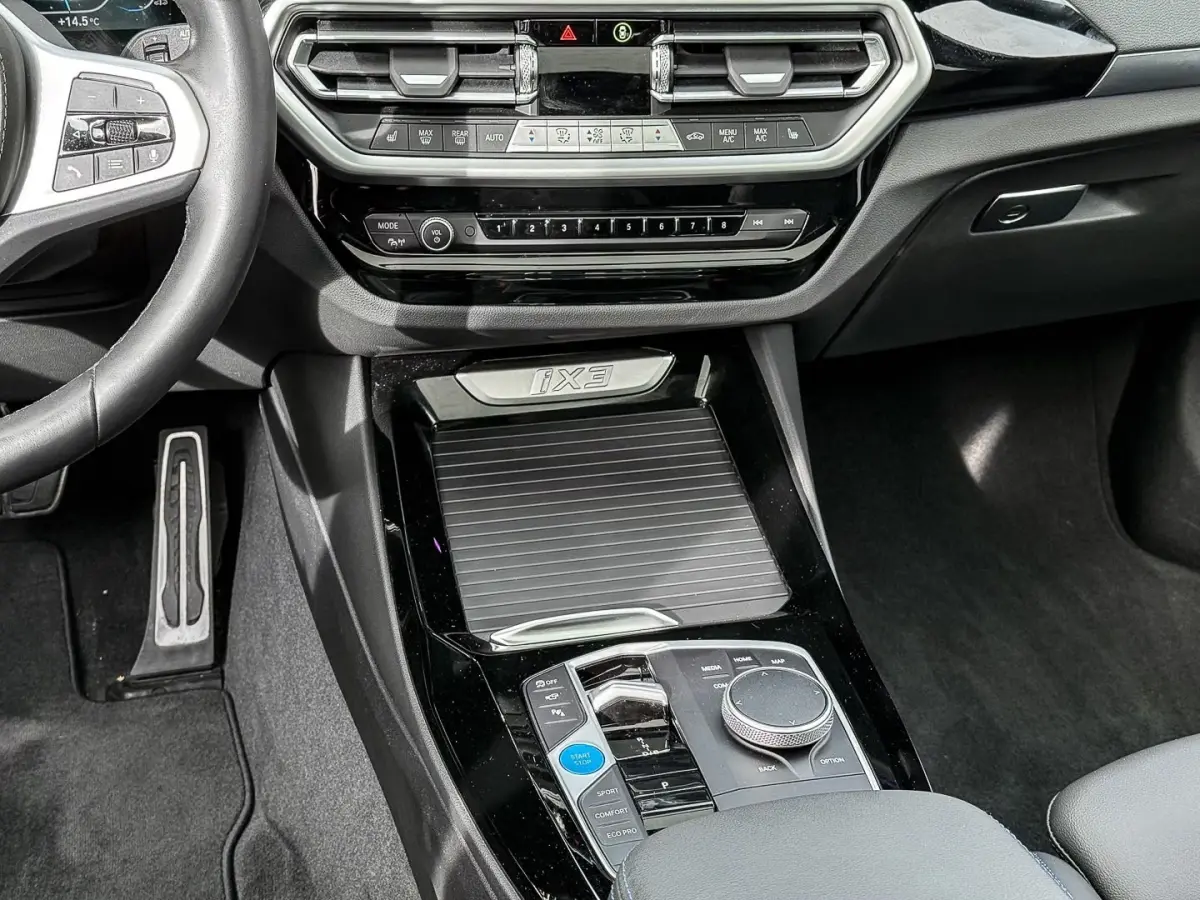 M-SPORT 80 kWh (210kW/286pk) ** LED, LEDER, PANORAMA, VERW. STUUR, 20-inch LMV ** 1e EIG - UNFALLFREI ** ** INFORMEER OOK NAAR ONZE AANTREKKELIJKE FINANCIAL-LEASE TARIEVEN **