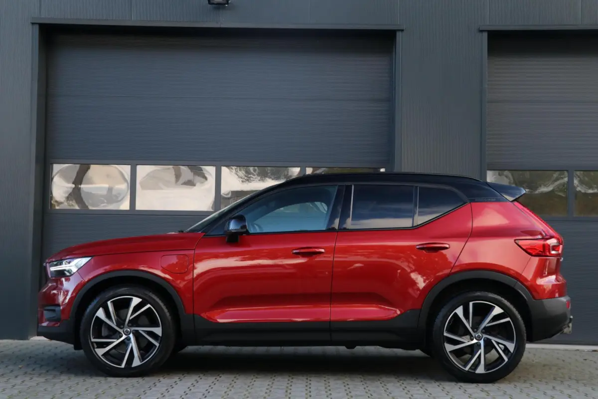 1.5 T5 |R-DESIGN| AdaptivCruise PolestarEngineered Panodak Trekhaak Harman/Kardon Alcantara AppleCarplay TwoTone Camera NL auto BJ2021