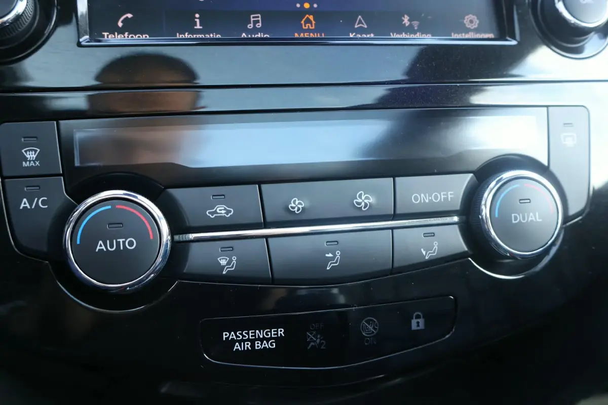 1.3 DIG-T Premium Edition | Leder | Stoelverwarming | Panoramadak | Trekhaak | 360 Camera | Cruise Control | Climate Control |