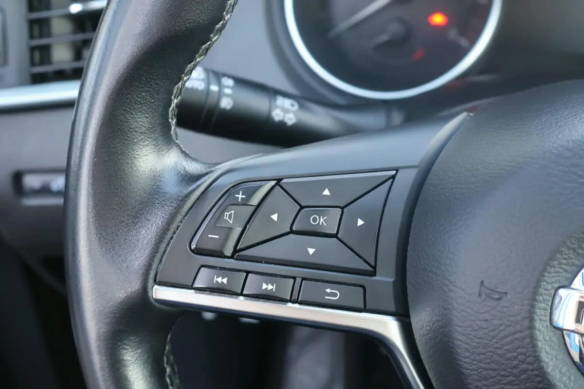 1.3 DIG-T Premium Edition | Leder | Stoelverwarming | Panoramadak | Trekhaak | 360 Camera | Cruise Control | Climate Control |