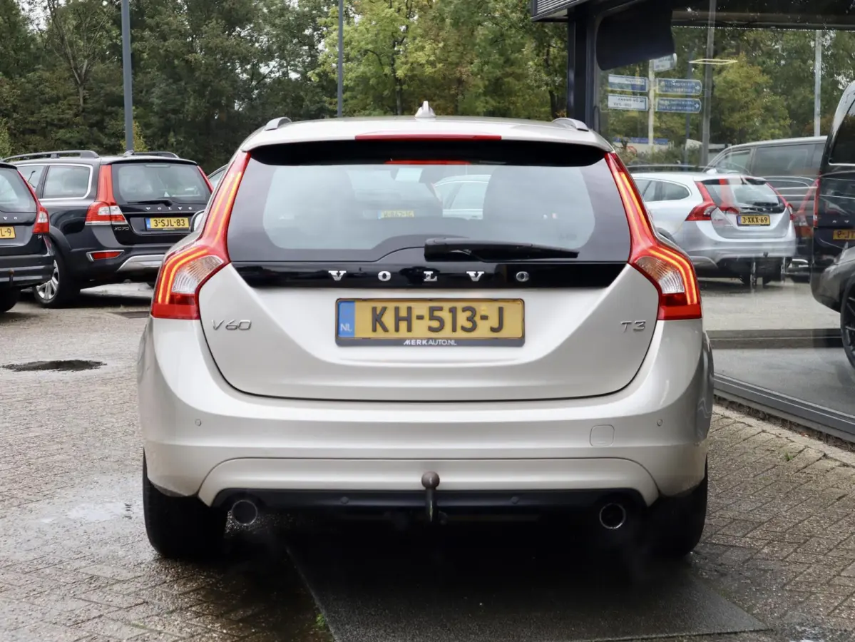 2.0 T3 Nordic+Standkachel-Trekhaak-Dealer onderhouden