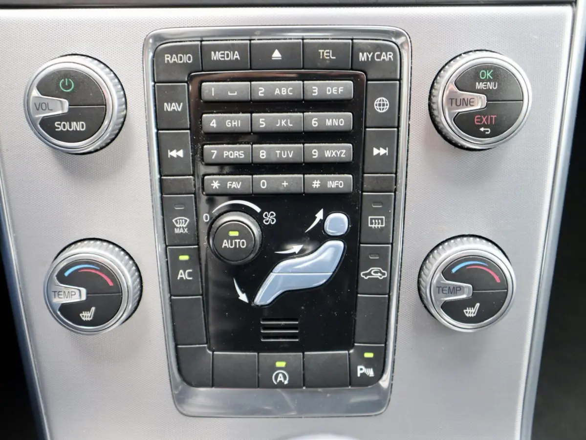 2.0 T3 Nordic+Standkachel-Trekhaak-Dealer onderhouden