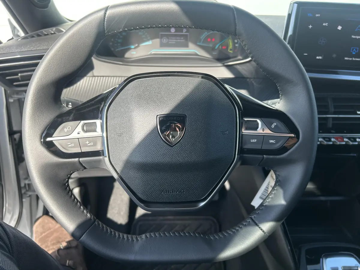 1.2 Hybrid 110 Business | Camera | Navigatie | Cruise Control | Apple Carplay/Android Auto