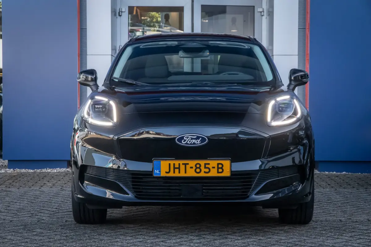 44 kWh | Camera | Stuur/stoel/voorruit verwarming | Apple Carplay/Android Auto | Cruise control | Full-LED koplampen | Digitaal dashboard | Achteruitrijcamera | Apple Carplay/Android Auto|te