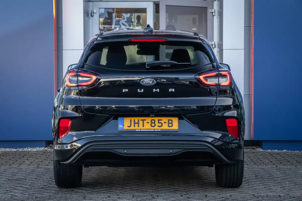 44 kWh | Camera | Stuur/stoel/voorruit verwarming | Apple Carplay/Android Auto | Cruise control | Full-LED koplampen | Digitaal dashboard | Achteruitrijcamera | Apple Carplay/Android Auto|te