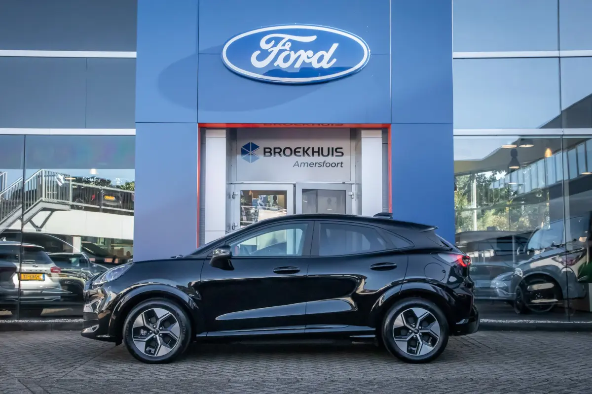 44 kWh | Camera | Stuur/stoel/voorruit verwarming | Apple Carplay/Android Auto | Cruise control | Full-LED koplampen | Digitaal dashboard | Achteruitrijcamera | Apple Carplay/Android Auto|te
