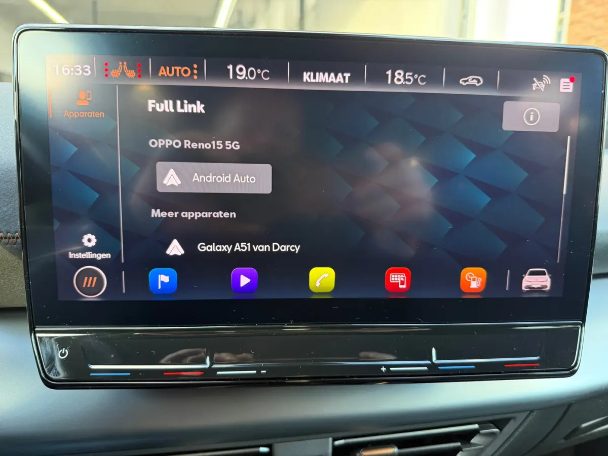 ExecutiveLine 64 kWh, SOH 93,4%,Stoelverwarming,Apple Carplay/Android,Stuurverwarming,Stoelverkoeling