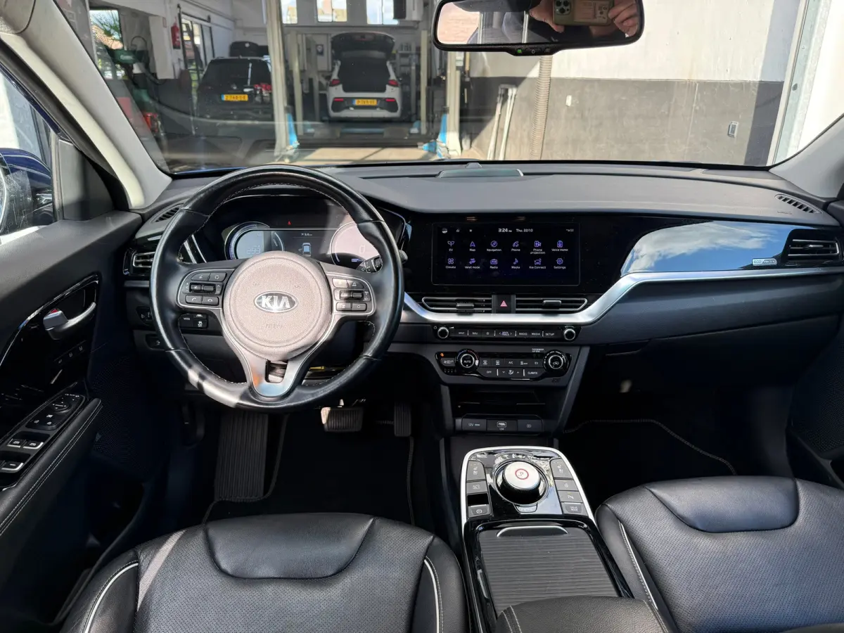 ExecutiveLine 64 kWh, SOH 93,4%,Stoelverwarming,Apple Carplay/Android,Stuurverwarming,Stoelverkoeling