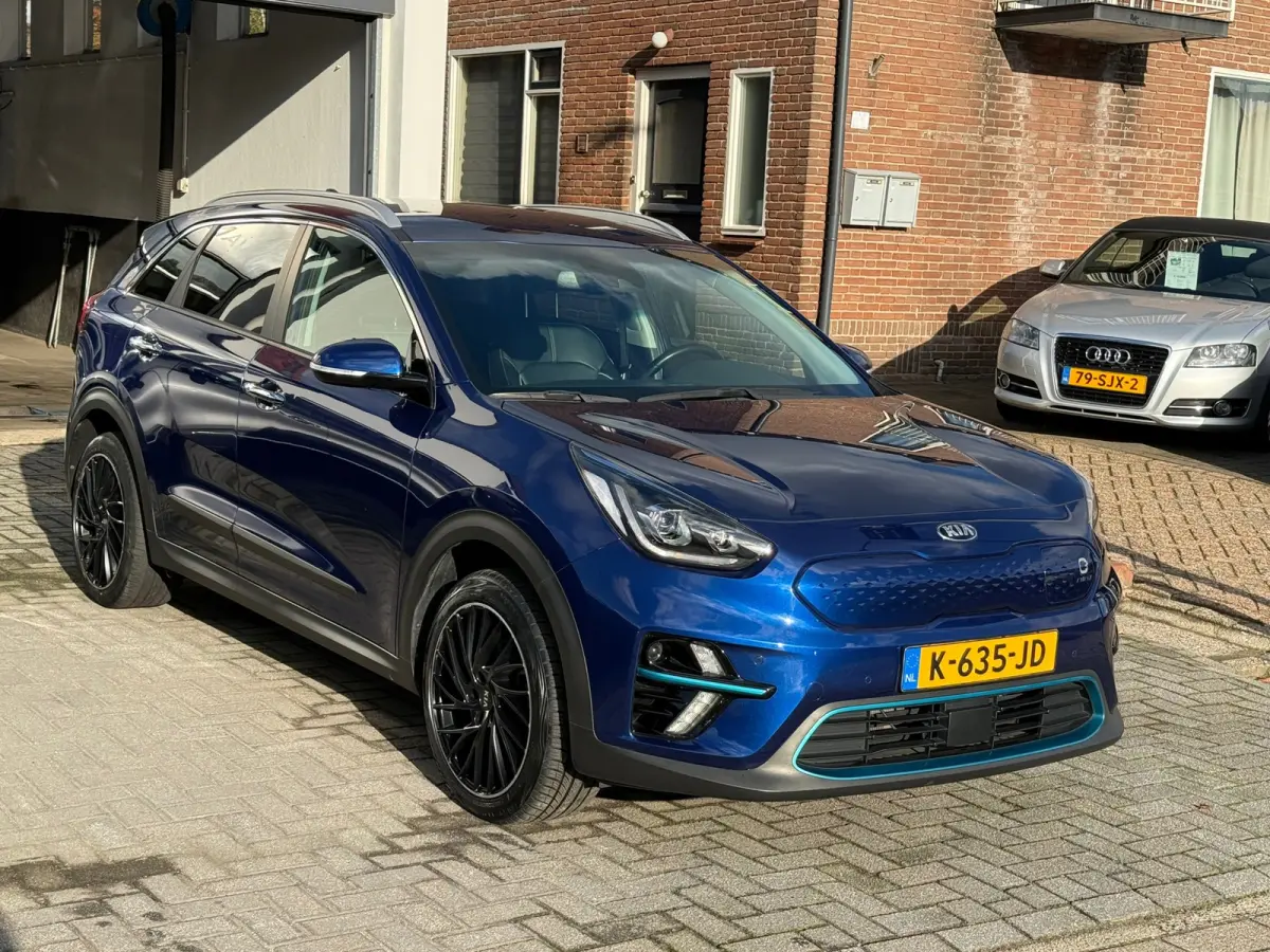 ExecutiveLine 64 kWh, SOH 93,4%,Stoelverwarming,Apple Carplay/Android,Stuurverwarming,Stoelverkoeling