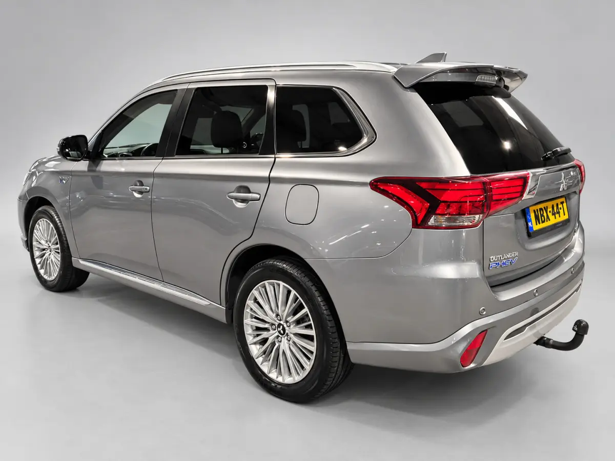 2.4 PHEV Intense+ Schuifdak - Leder - Stoel en Stuurverw - Camera - Navi - Keyless - Trekhaak