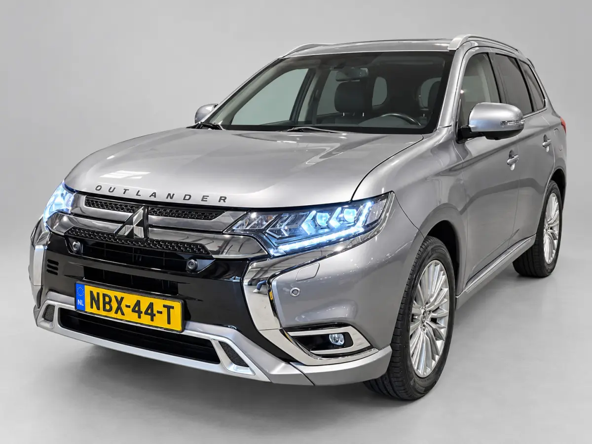 2.4 PHEV Intense+ Schuifdak - Leder - Stoel en Stuurverw - Camera - Navi - Keyless - Trekhaak