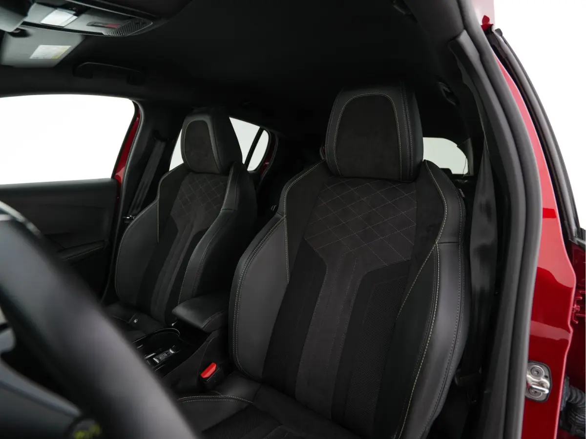 EV GT 350 50 kWh [3-Fase-11kW] *HEATPUMP | FULL-LED | DIGI-COCKPIT | BLINDSPOT | CAMERA | LEATHER-ALCANTARA | AMBIENTLIGHT | NAVI-FULLMAP | LANE-ASSIST | KEYLESS | DAB | CCS-FASTLOADER | HEA