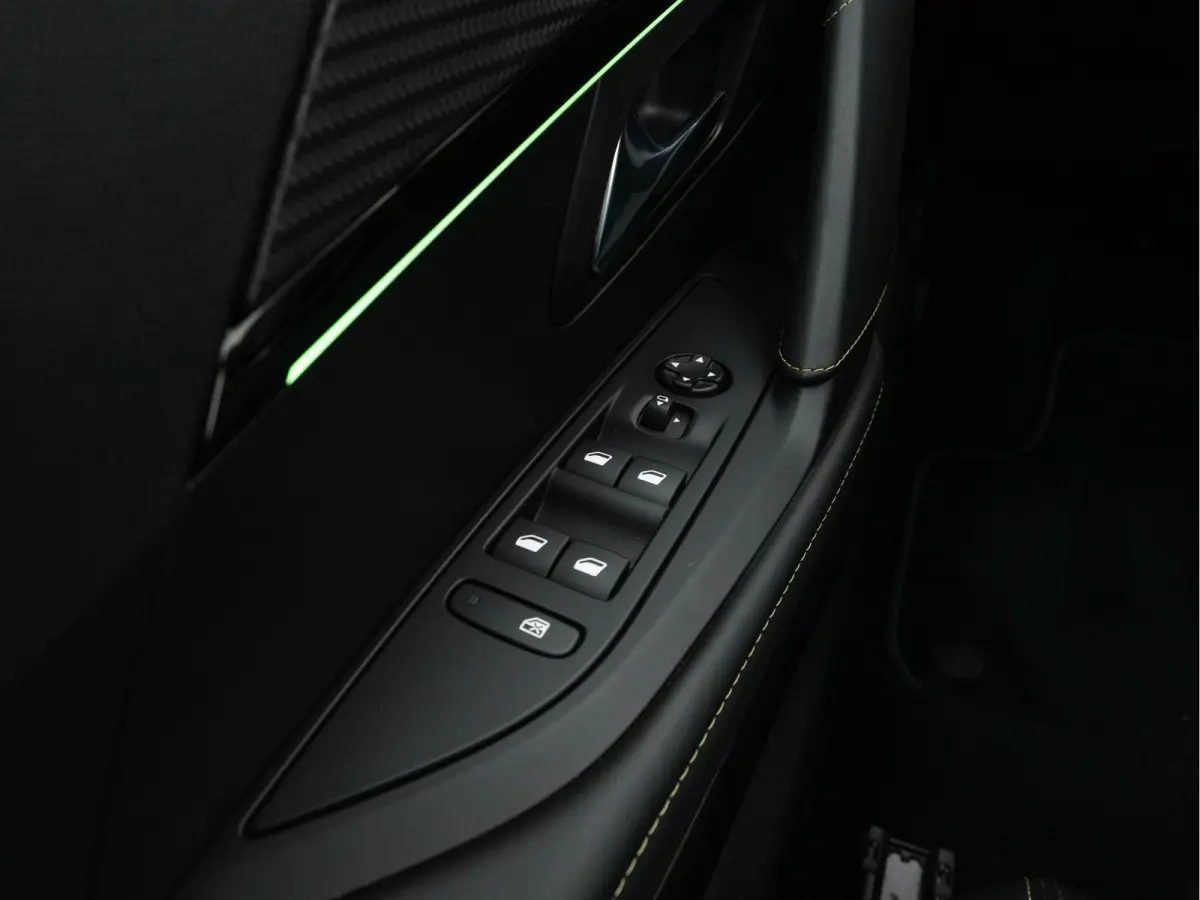 EV GT 350 50 kWh [3-Fase-11kW] *HEATPUMP | FULL-LED | DIGI-COCKPIT | BLINDSPOT | CAMERA | LEATHER-ALCANTARA | AMBIENTLIGHT | NAVI-FULLMAP | LANE-ASSIST | KEYLESS | DAB | CCS-FASTLOADER | HEA