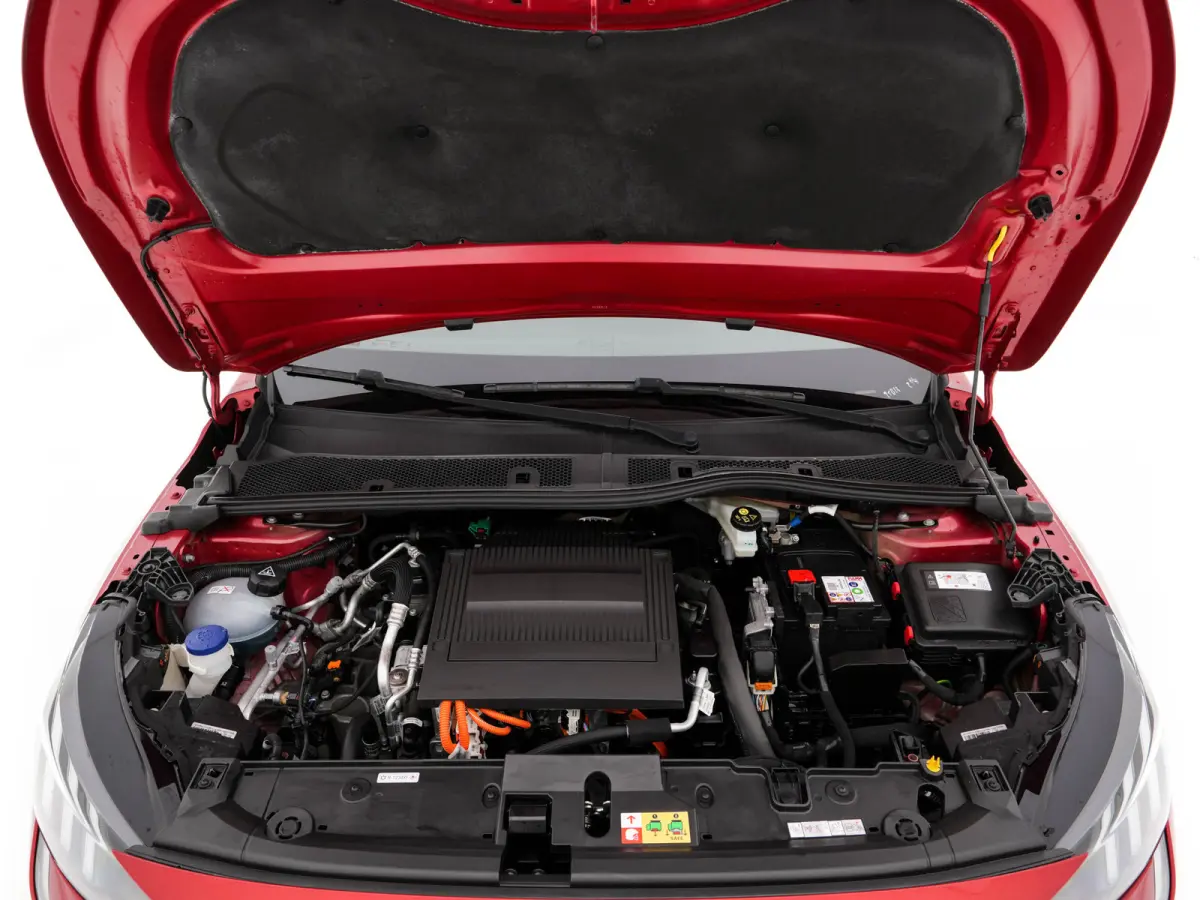 EV GT 350 50 kWh [3-Fase-11kW] *HEATPUMP | FULL-LED | DIGI-COCKPIT | BLINDSPOT | CAMERA | LEATHER-ALCANTARA | AMBIENTLIGHT | NAVI-FULLMAP | LANE-ASSIST | KEYLESS | DAB | CCS-FASTLOADER | HEA