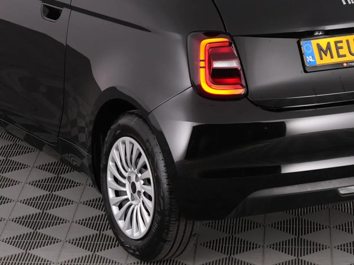 Urban 24 kWh | CARPLAY | AIRCO | SOH: 93,7% | !
