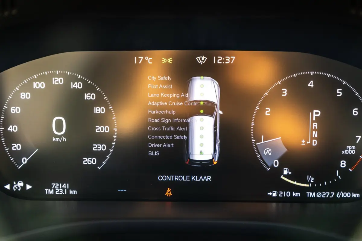 2.0 T5 AWD Inscription I Camera I trekhaak I Autopilot I Blits I