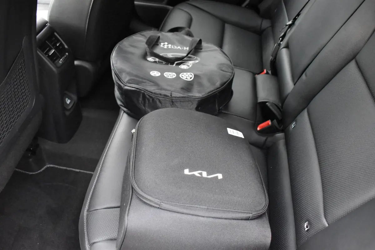 1.6 GDi PHEV ExecutiveLine 100% Kia Onderhouden | Leder | Memory | JBL | 12 mnd BOVAG Garantie | WhatsApp 0653188999