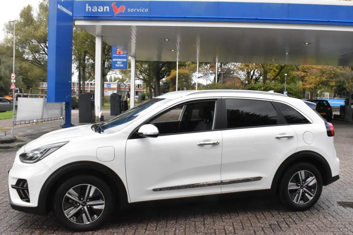 1.6 GDi PHEV ExecutiveLine 100% Kia Onderhouden | Leder | Memory | JBL | 12 mnd BOVAG Garantie | WhatsApp 0653188999