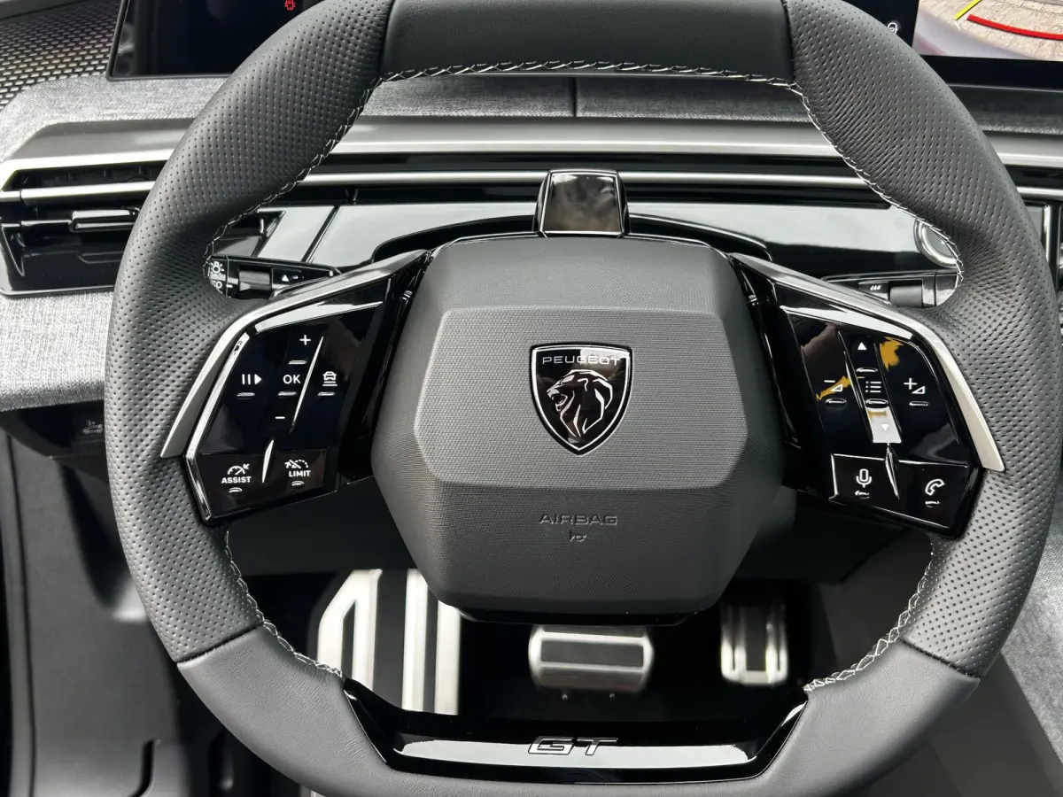 1.2 Hybrid 145 GT | Panoramisch schuifdak | 360 Camera | Adaptieve Cruise Control | Navigatie | Apple Carplay/Android Auto