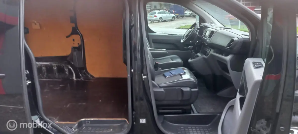 Bestel 226C 1.6 BlueHDI 115 Pro/CLIMATECONTROL/CRUISECONTROL/NAVIGATIE