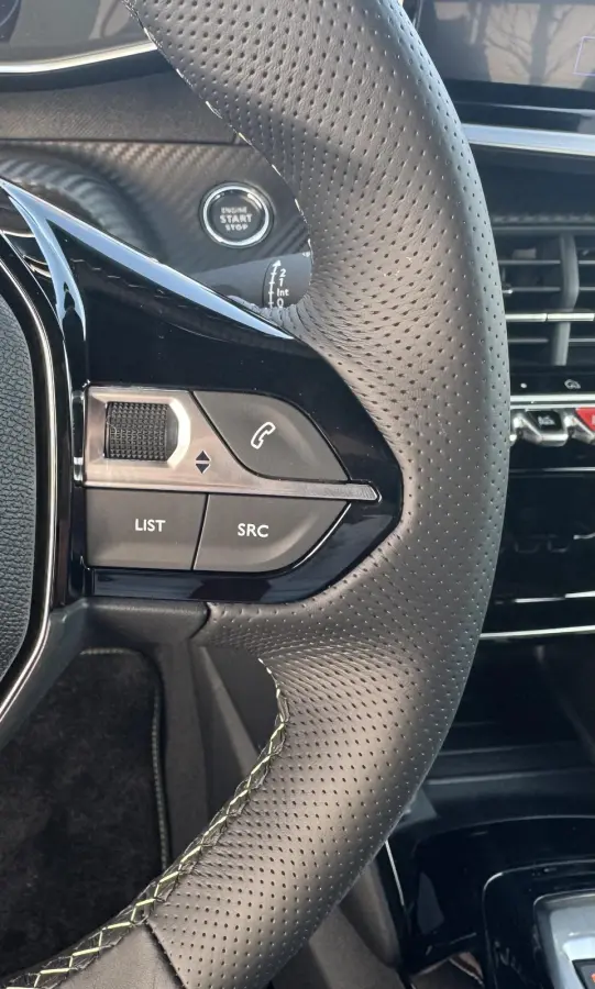 EV GT 54 kWh | Alcantara bekleding | Stoelverwarming | Elektrisch verstelbare stoelen/massage functie | Apple Carplay/Android Auto | Adaptieve Cruise Control | Camera | EVISSA Velgen | Keyle