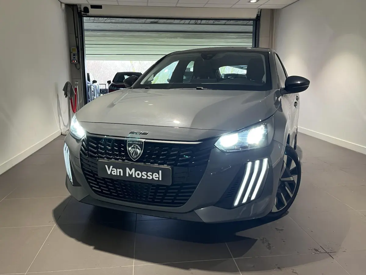 1.2 PureTech 75 Active | APPLE CARPLAY / ANDROID AUTO | NAVIGATIE | PARKEERSENSOREN ACHTER | CRUISE CONTROL |