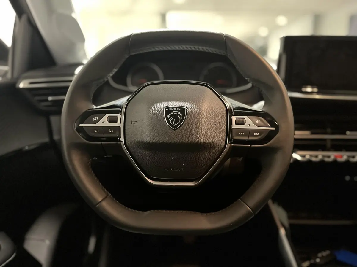 1.2 PureTech 75 Active | APPLE CARPLAY / ANDROID AUTO | NAVIGATIE | PARKEERSENSOREN ACHTER | CRUISE CONTROL |
