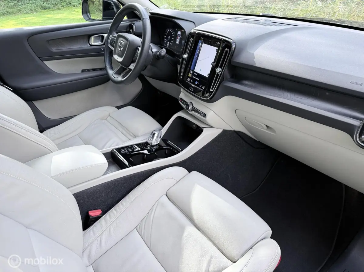 T4 Aut. Camera Trekhaak Nav Leder PLUG-IN HYBRID Leder en Trekhaak kantelbaar