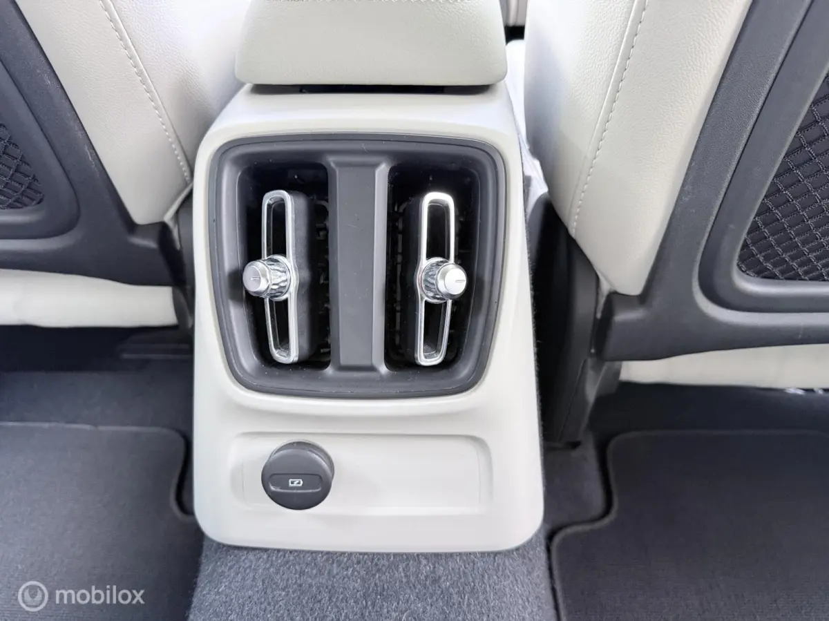 T4 Aut. Camera Trekhaak Nav Leder PLUG-IN HYBRID Leder en Trekhaak kantelbaar