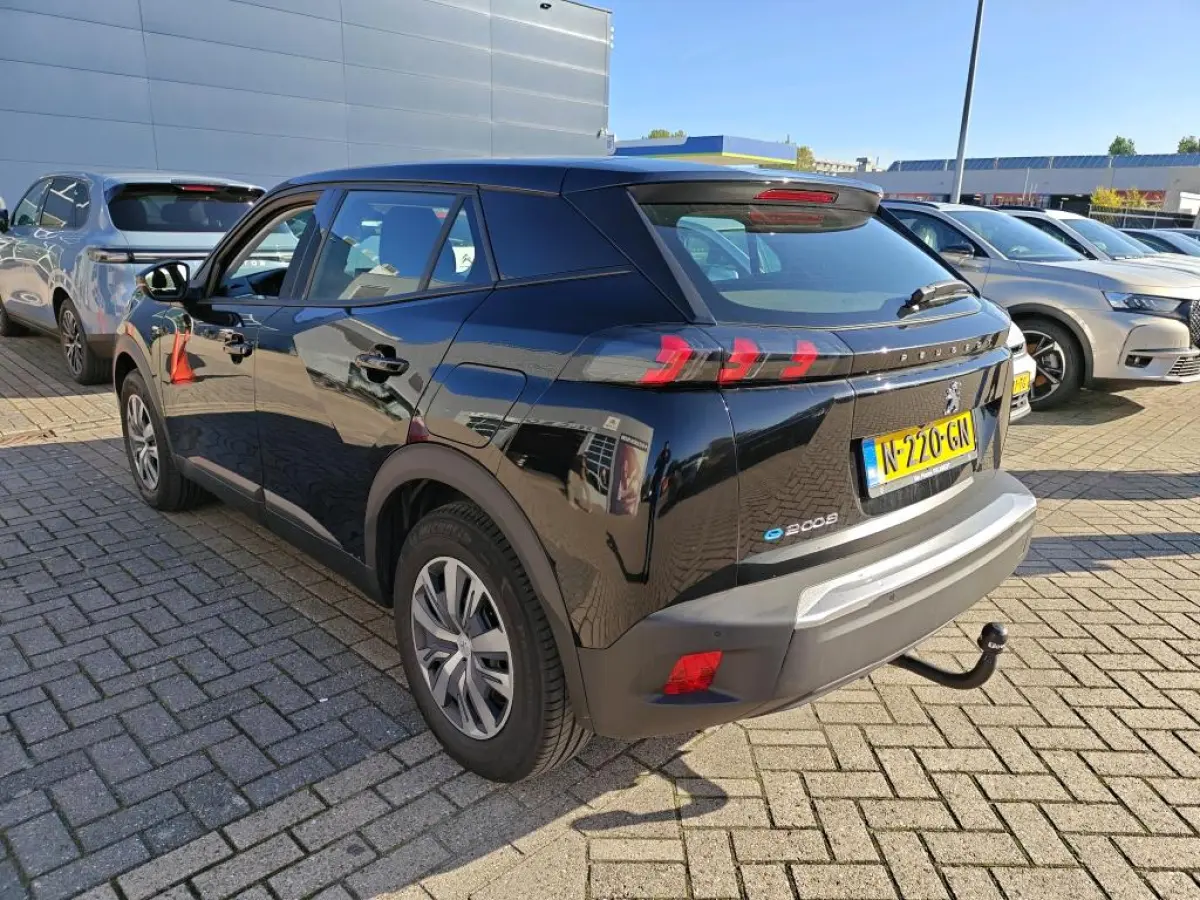 EV Active 50 kWh | Fase 3 laden | SOH 94,31% | Navi by app | Apple carplay | Trekhaak | Bluetooth | NL auto | 21.000km |