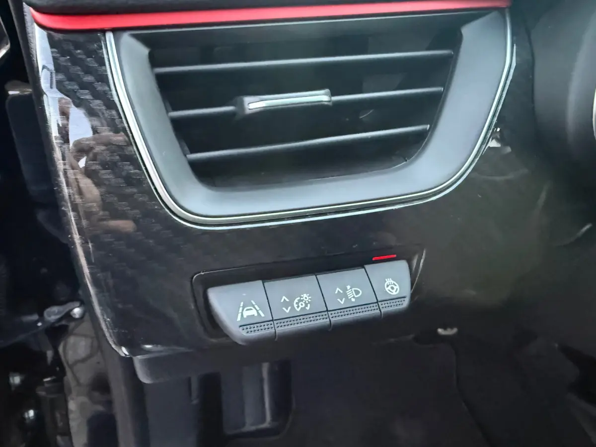 1.6 E-Tech Hybrid 145 R.S. Line, Panoramadak,Stoelverwarming,Stuurverwarming,Apple Carplay/Android