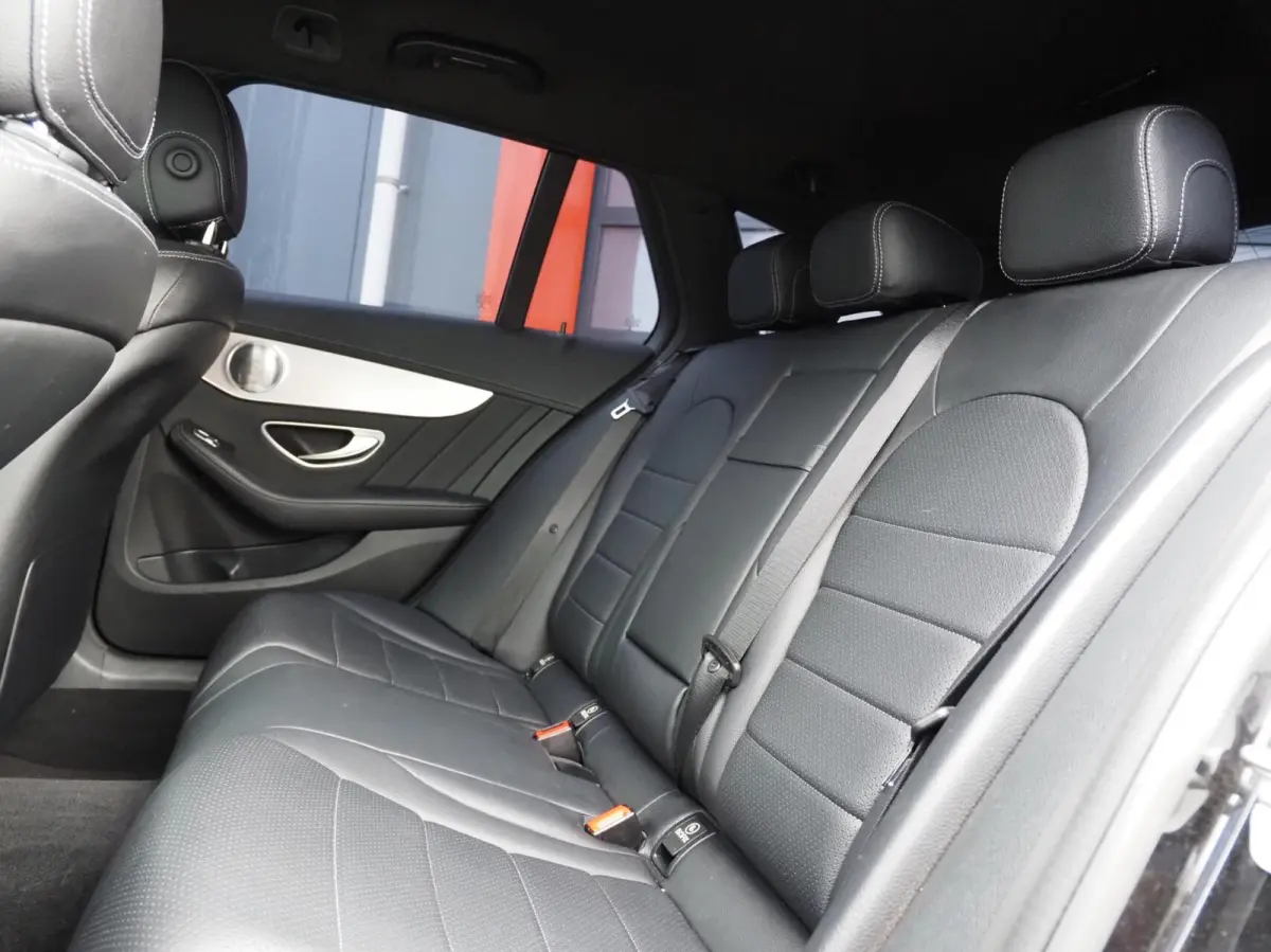 200 | AMG Line | Burmester | Led | Ambient | Cruise | Bluetooth | Camera | Automaat