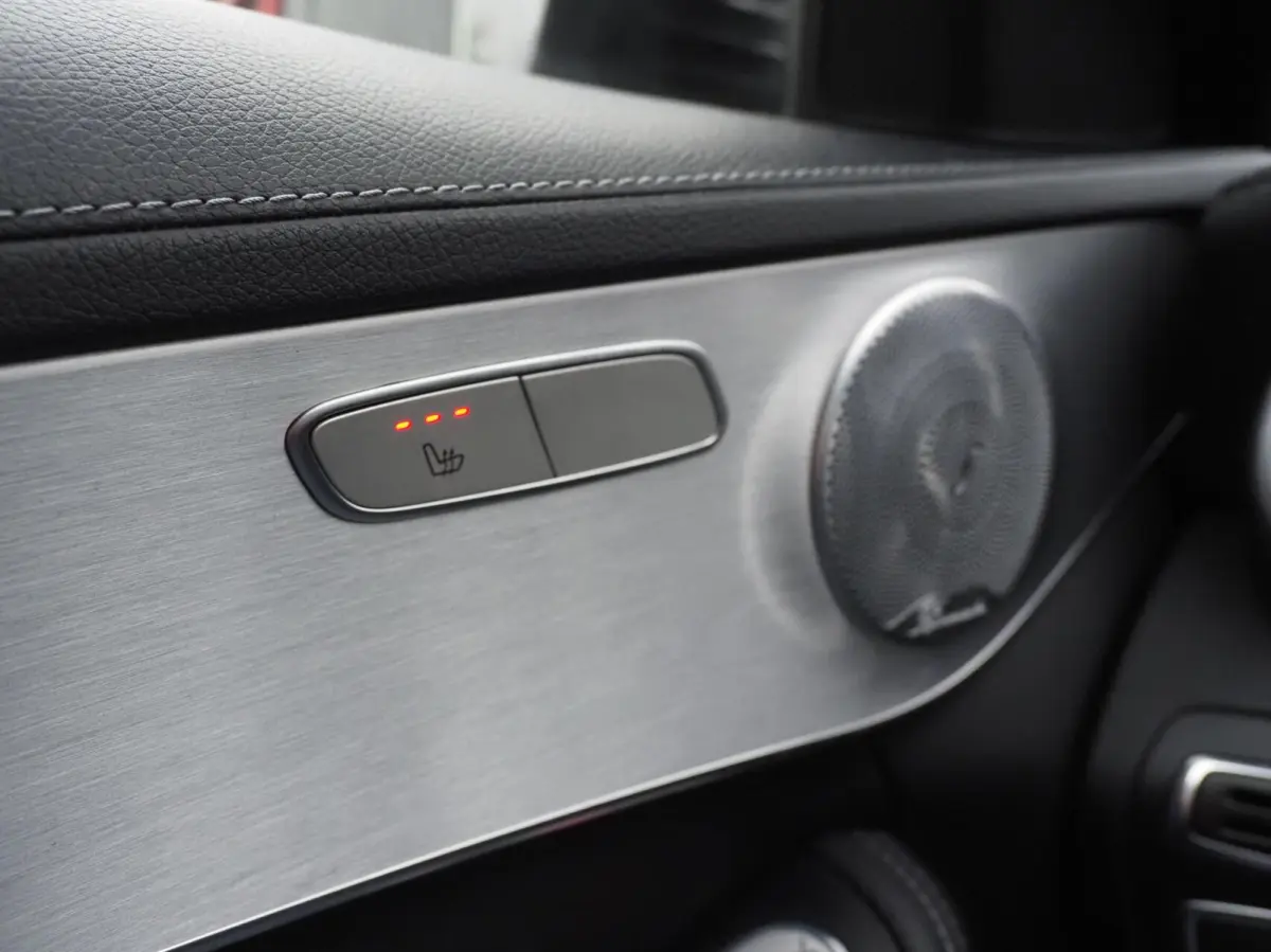 200 | AMG Line | Burmester | Led | Ambient | Cruise | Bluetooth | Camera | Automaat