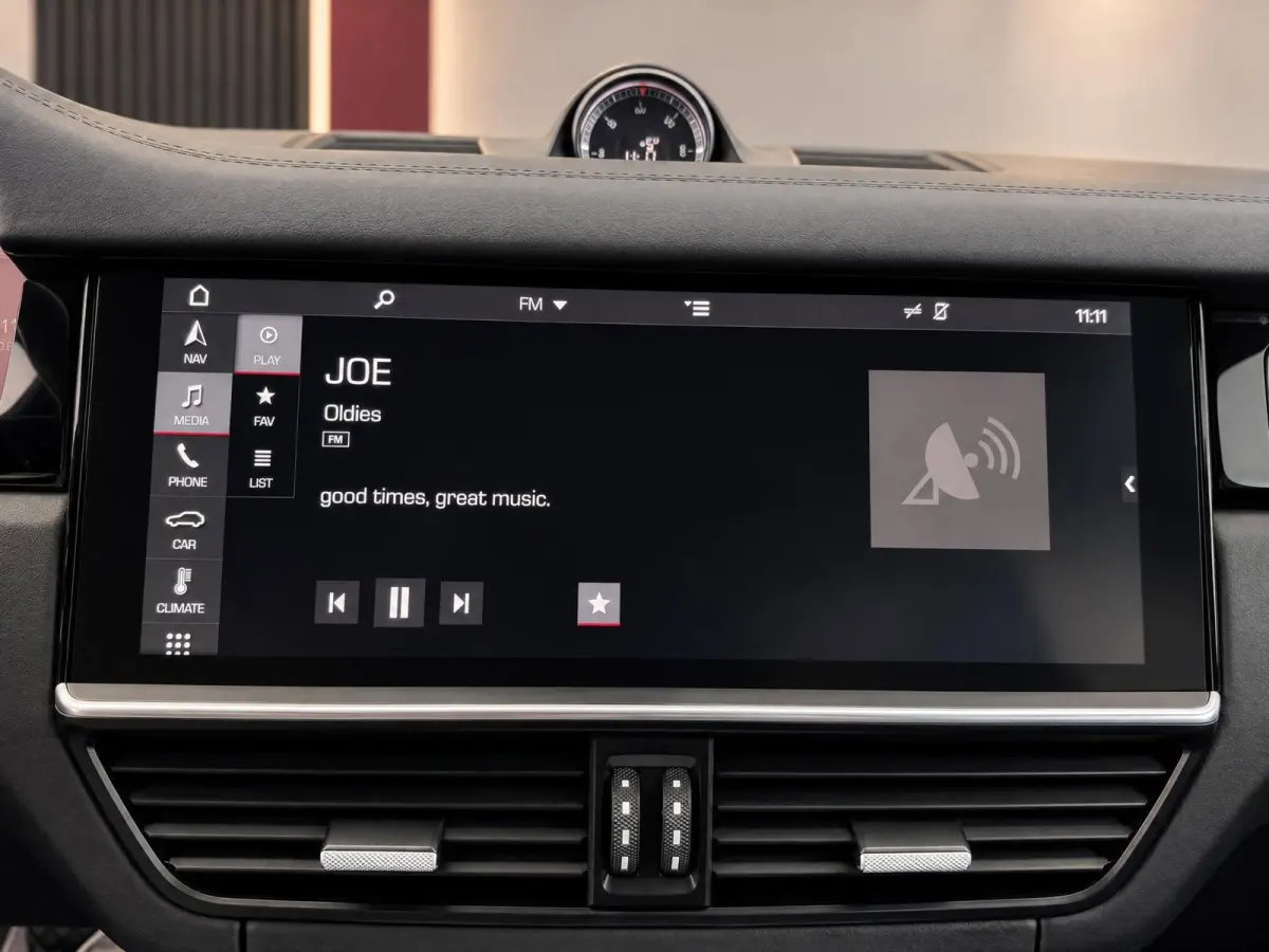 3.0 E-Hybrid 462PK | Matrix | Bose | Memory | ACC | Carbon | 21" LMV | Trekhaak