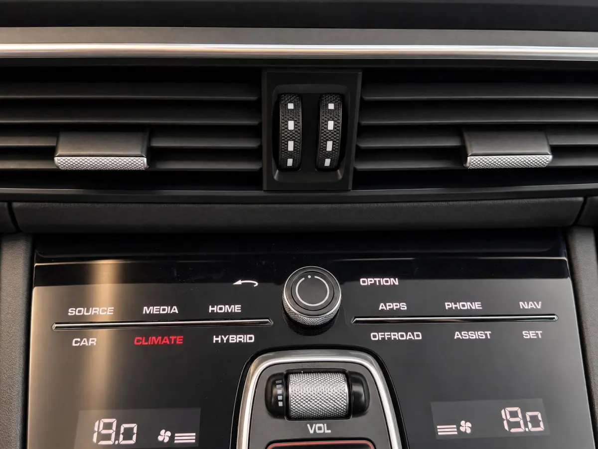 3.0 E-Hybrid 462PK | Matrix | Bose | Memory | ACC | Carbon | 21" LMV | Trekhaak