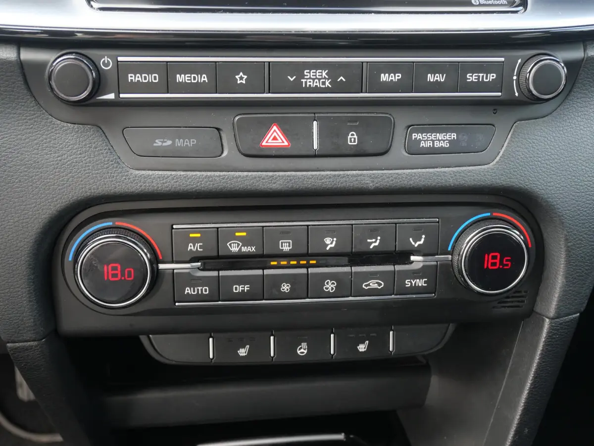 1.0 T-GDi DynamicPlusLine | Cruise | Carplay | Keyless | Navi | Stoel-Stuurverwarming |