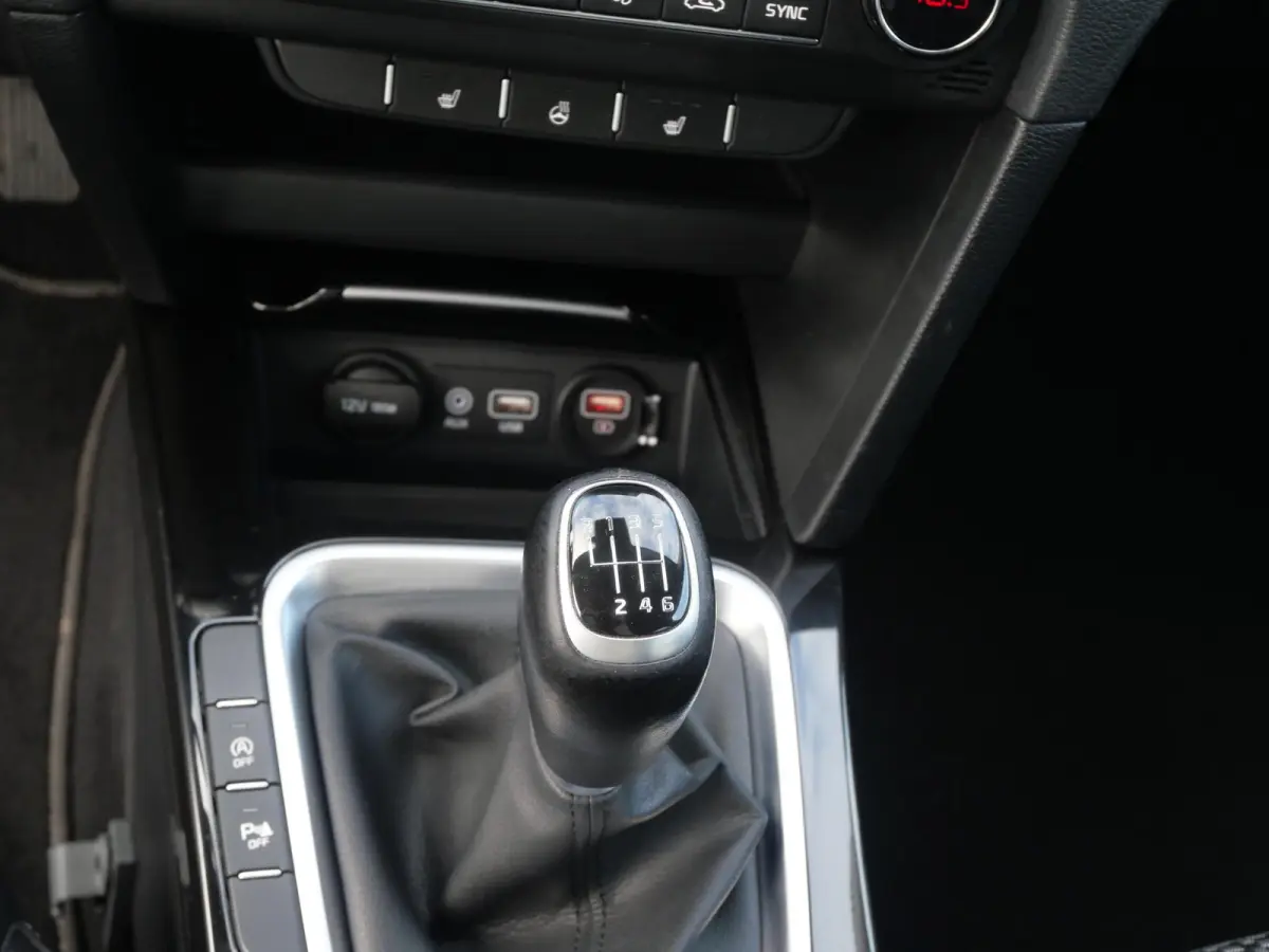 1.0 T-GDi DynamicPlusLine | Cruise | Carplay | Keyless | Navi | Stoel-Stuurverwarming |